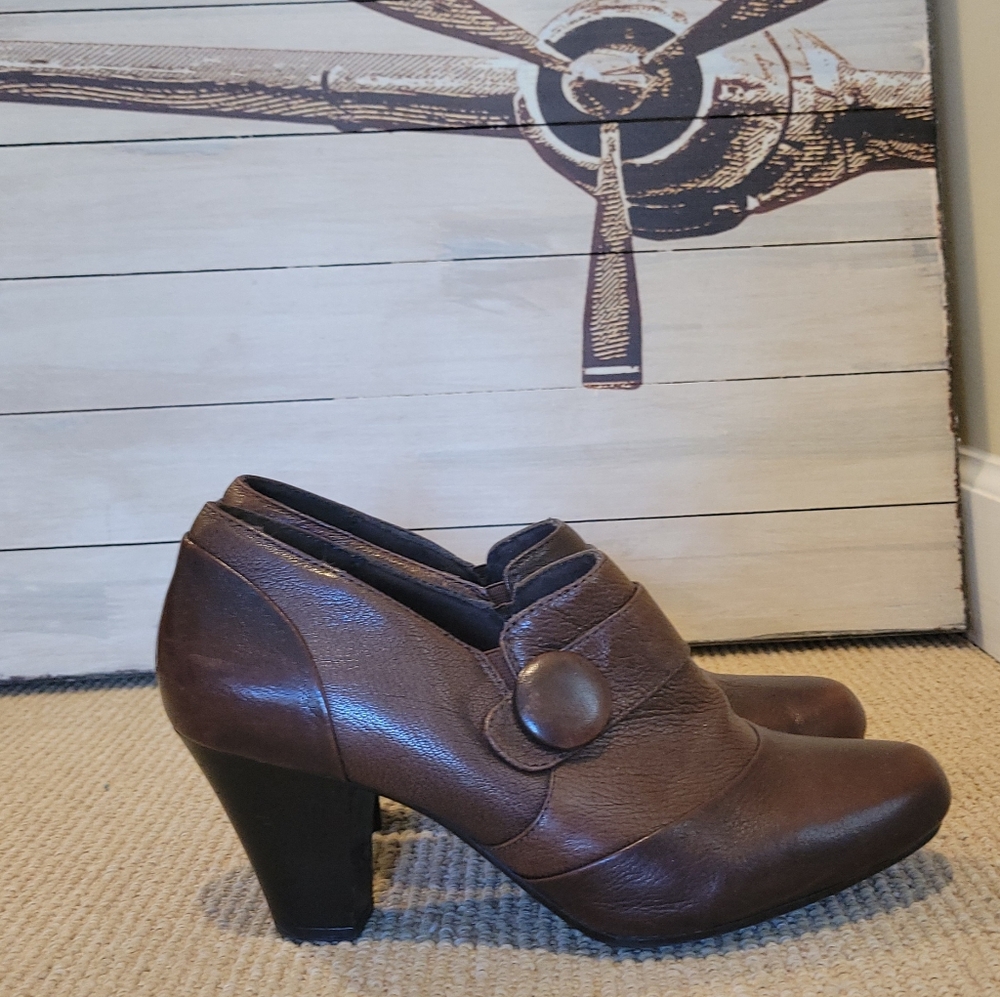 Leather Clarks Ankle Boots